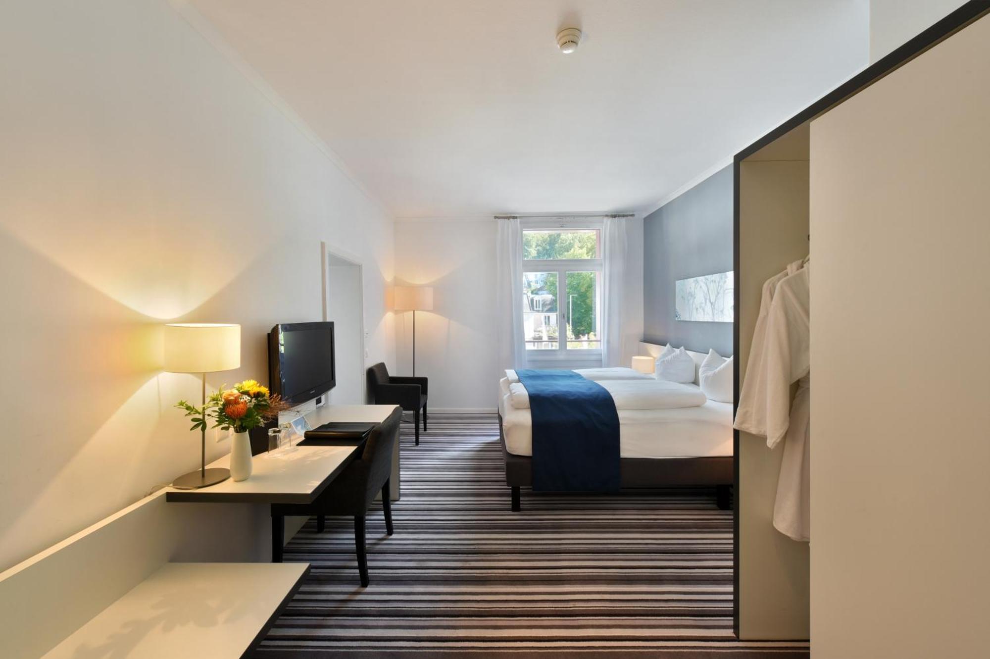 Hotel Vitznauerhof - Lifestyle Hideaway At Lake Lucerne ภายนอก รูปภาพ